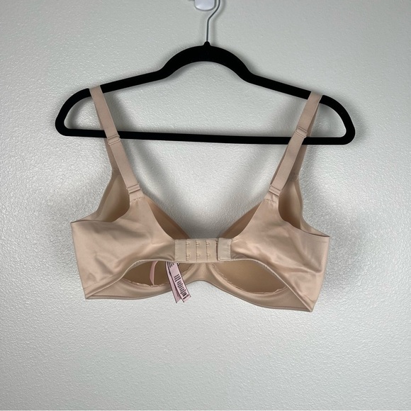 Victoria's Secret Cream Bra - Picture 4 of 5